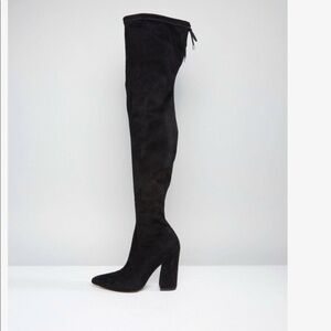 Gorgeous Pointy Over the Knee Boots